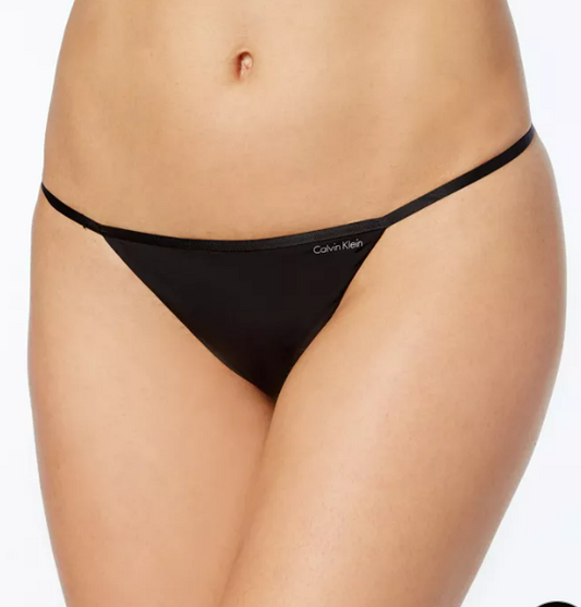 Calvin Klein D3509 String Thong - Black / Bare