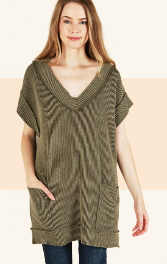 6562 V-Neck Pullover With Pocket