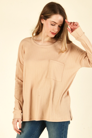 6467 Textured Knit Long-Sleeve Top With Pocket