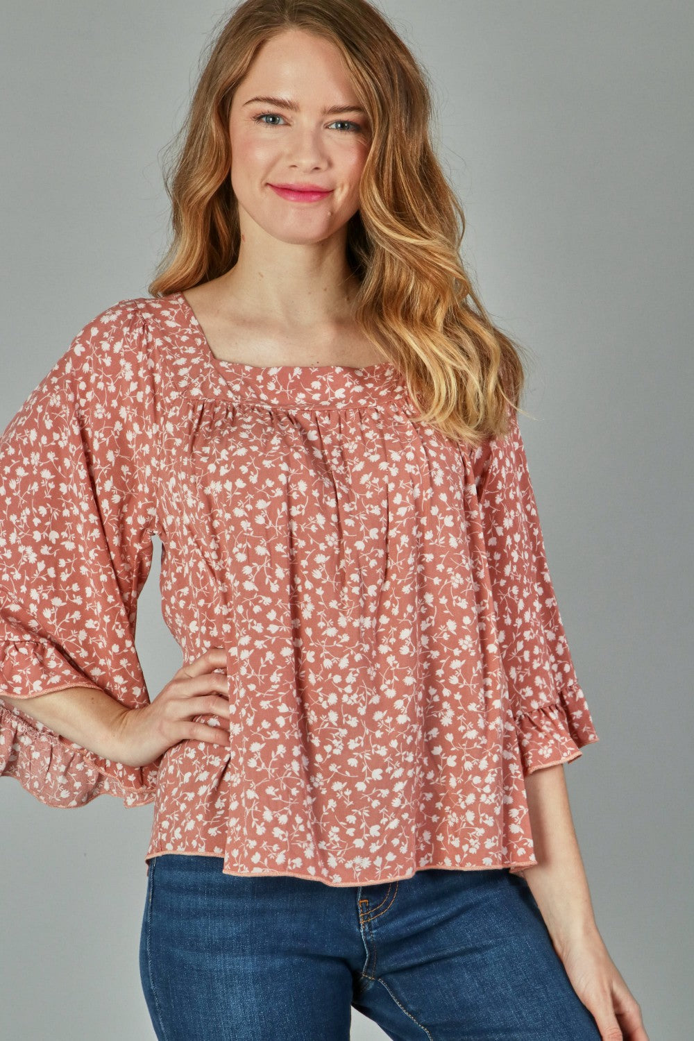 P18208 Ditsy Floral Woven Ruffle Sleeve Top - Blush