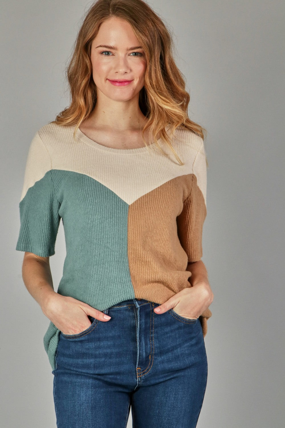 P18304 Brushed Waffle Color Block Top - Nature / Terracotta