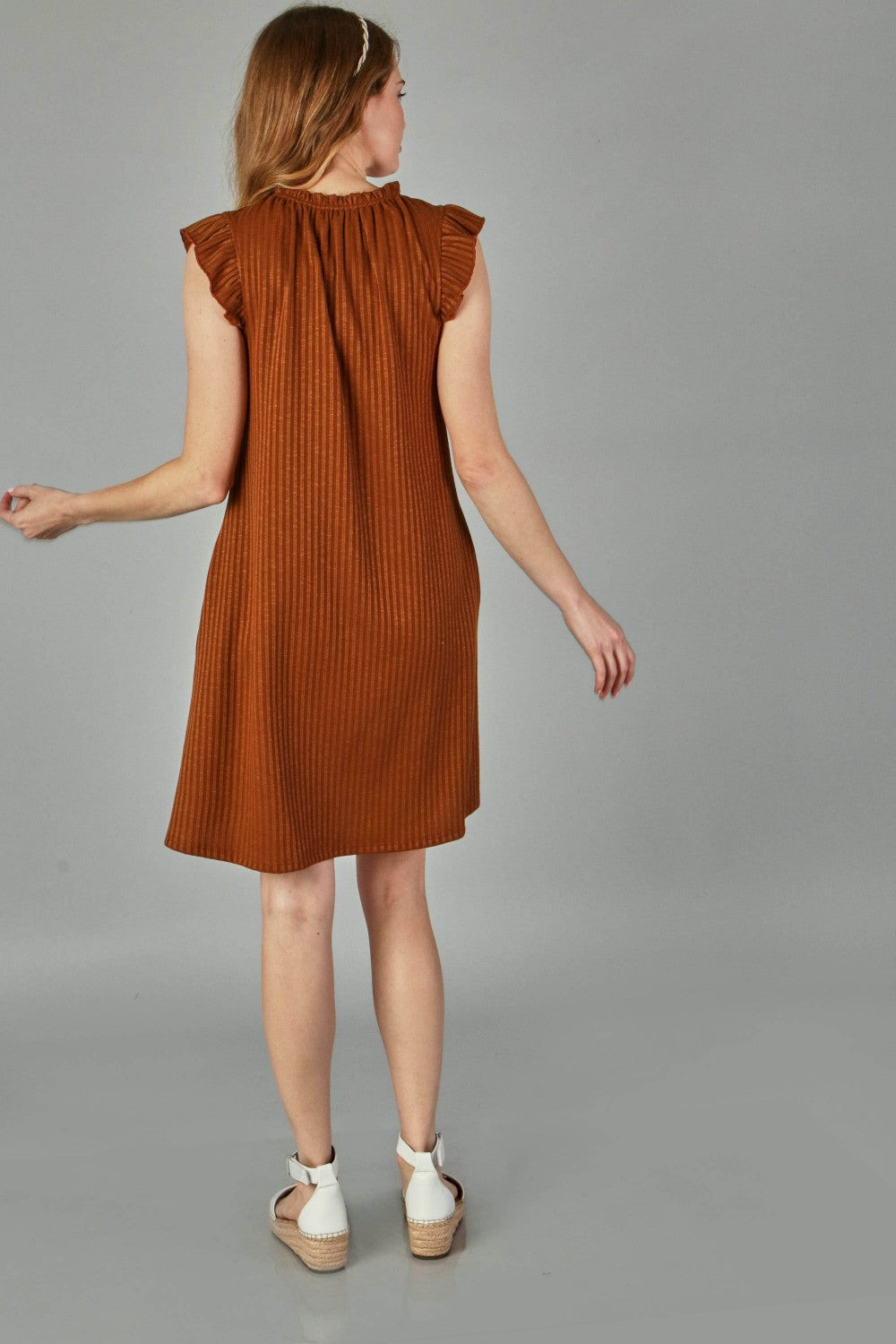 P18408 Rib Pocket Ruffle Shoulder Dress - Chocolate / Olive